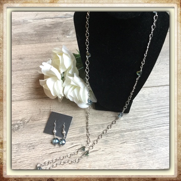 Chiaroscuro Designs Necklace, Swarovski Crystals - Picture 4 of 4